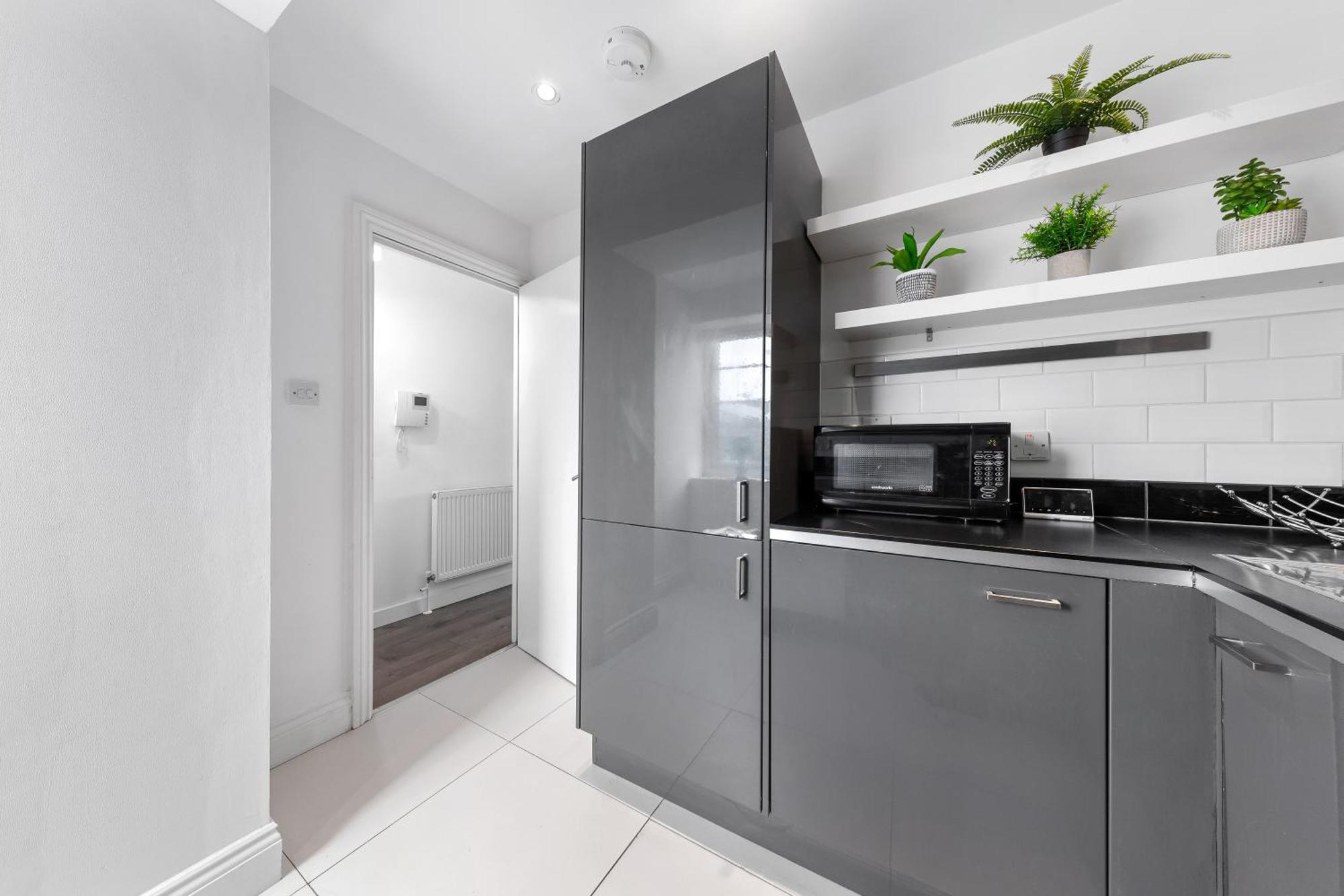 Central London Two Bedroom Serviced Apartment - Nine Elms Luxury Stay - Vauxhall & Westminster Exterior photo