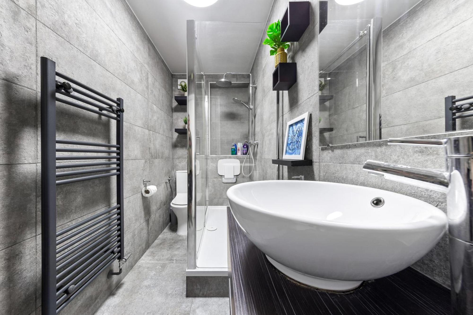Central London Two Bedroom Serviced Apartment - Nine Elms Luxury Stay - Vauxhall & Westminster Exterior photo