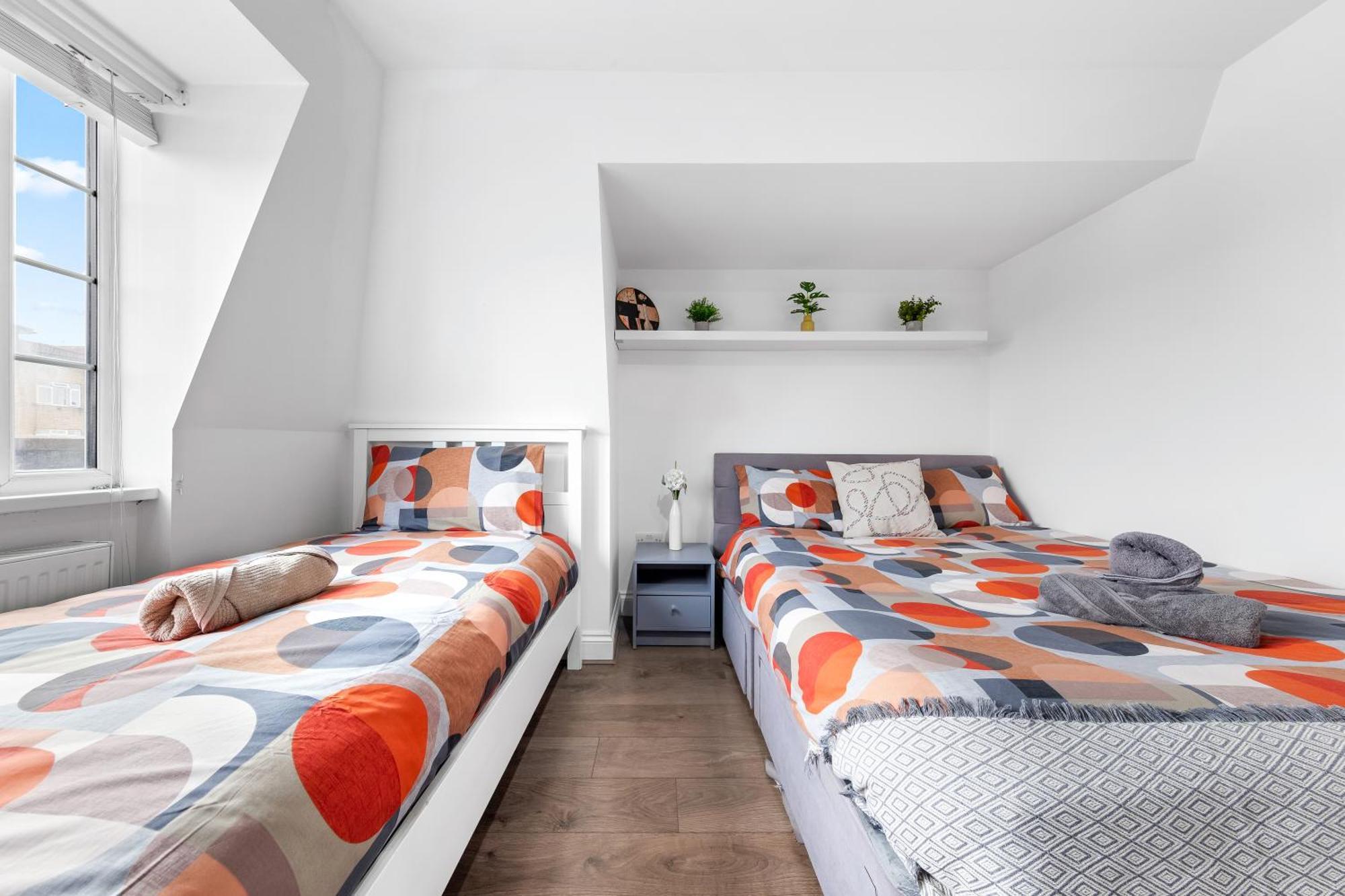 Central London Two Bedroom Serviced Apartment - Nine Elms Luxury Stay - Vauxhall & Westminster Exterior photo