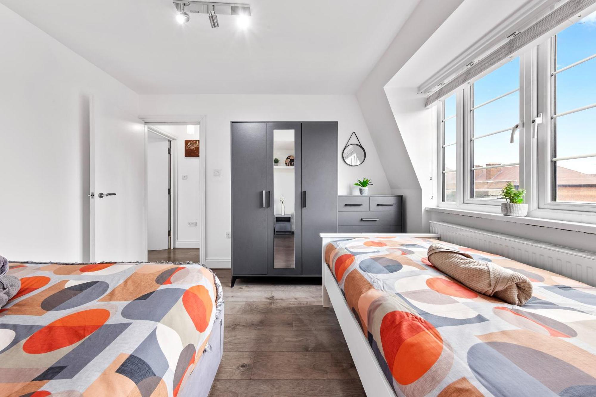 Central London Two Bedroom Serviced Apartment - Nine Elms Luxury Stay - Vauxhall & Westminster Exterior photo