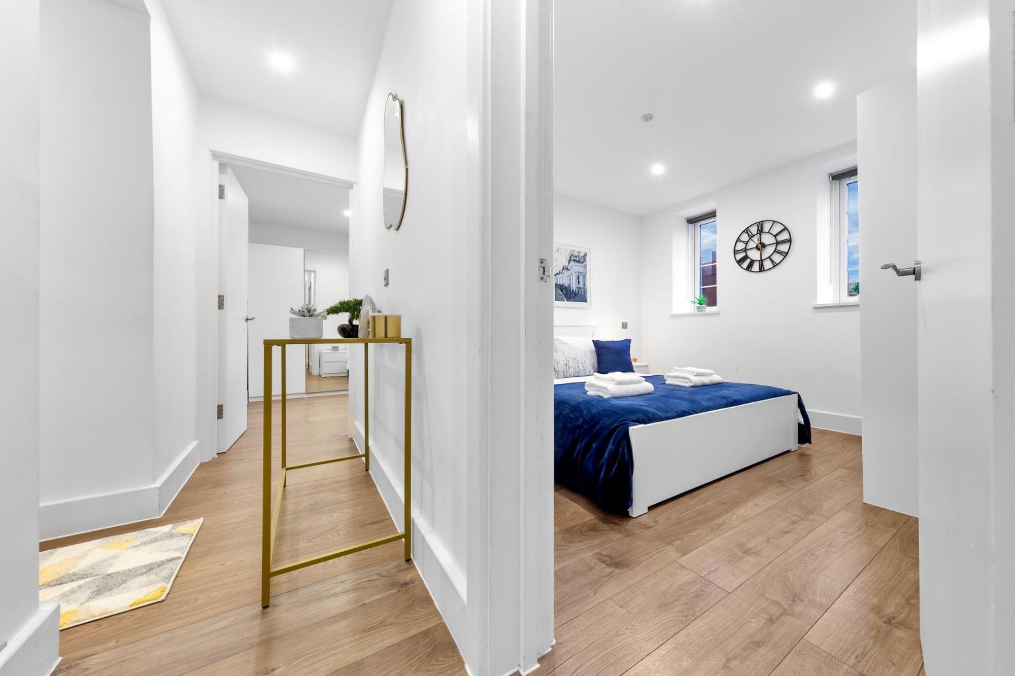Central London Two Bedroom Serviced Apartment - Nine Elms Luxury Stay - Vauxhall & Westminster Exterior photo