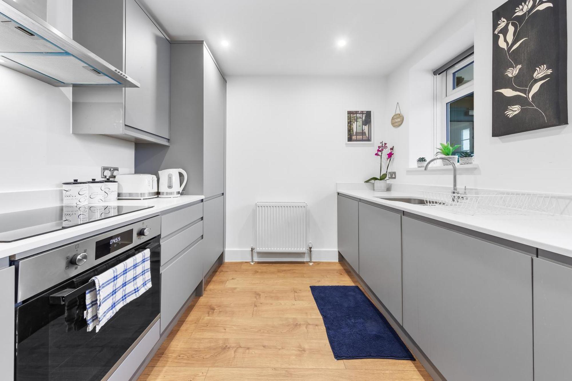 Central London Two Bedroom Serviced Apartment - Nine Elms Luxury Stay - Vauxhall & Westminster Exterior photo